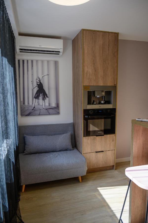 Like 1 Perfect Classic Duo Apartment